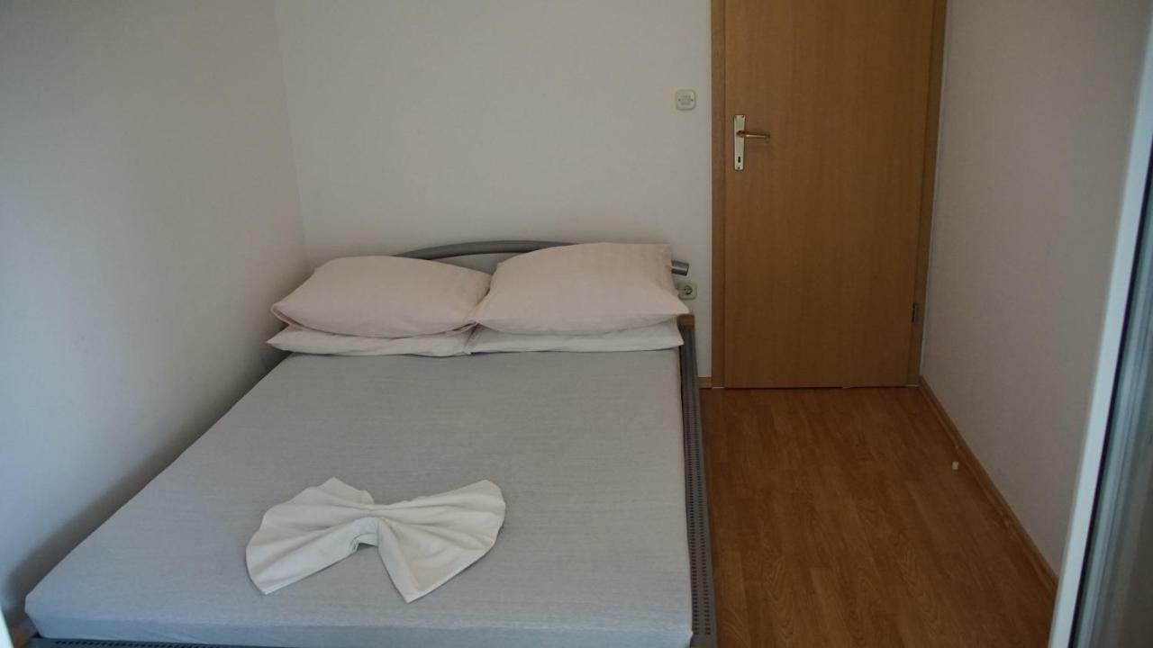 Apartmani Sipic , Bilo - 프리모스턴 외부 사진