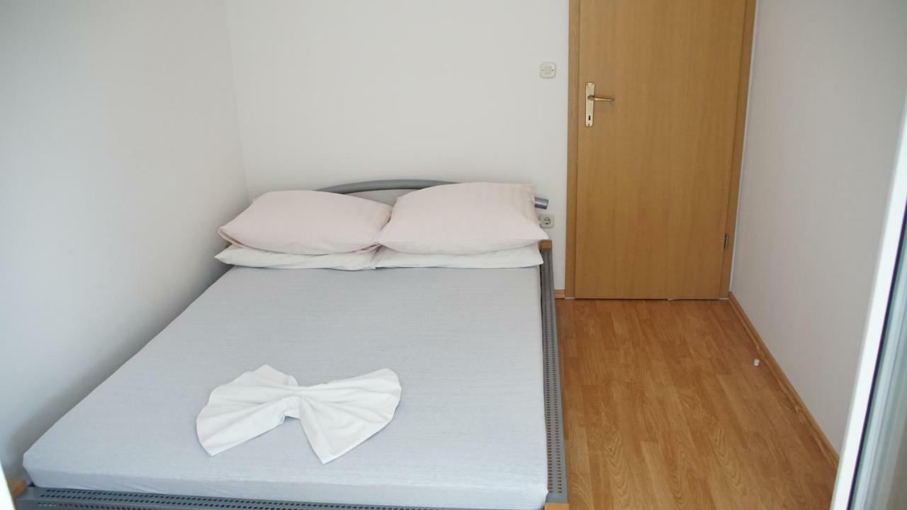 Apartmani Sipic , Bilo - 프리모스턴 외부 사진
